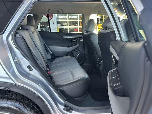 Used 2021 Subaru Outback Limited image 21