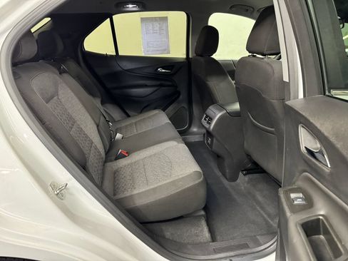 Used 2024 Chevrolet Equinox LT AWD/4WD image 27