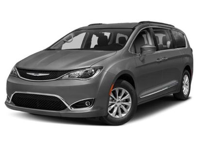 Used 2020 Chrysler Pacifica Limited w/ Advanced Safetytec Group