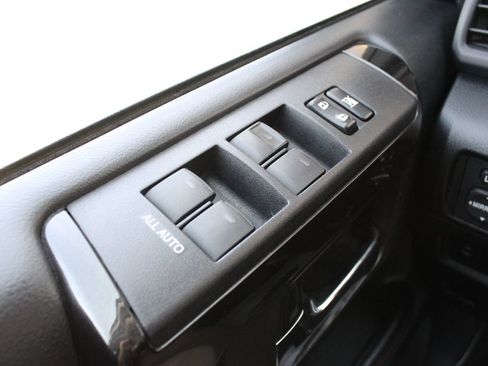 Used 2015 Toyota 4Runner TRD Pro AWD/4WD image 6