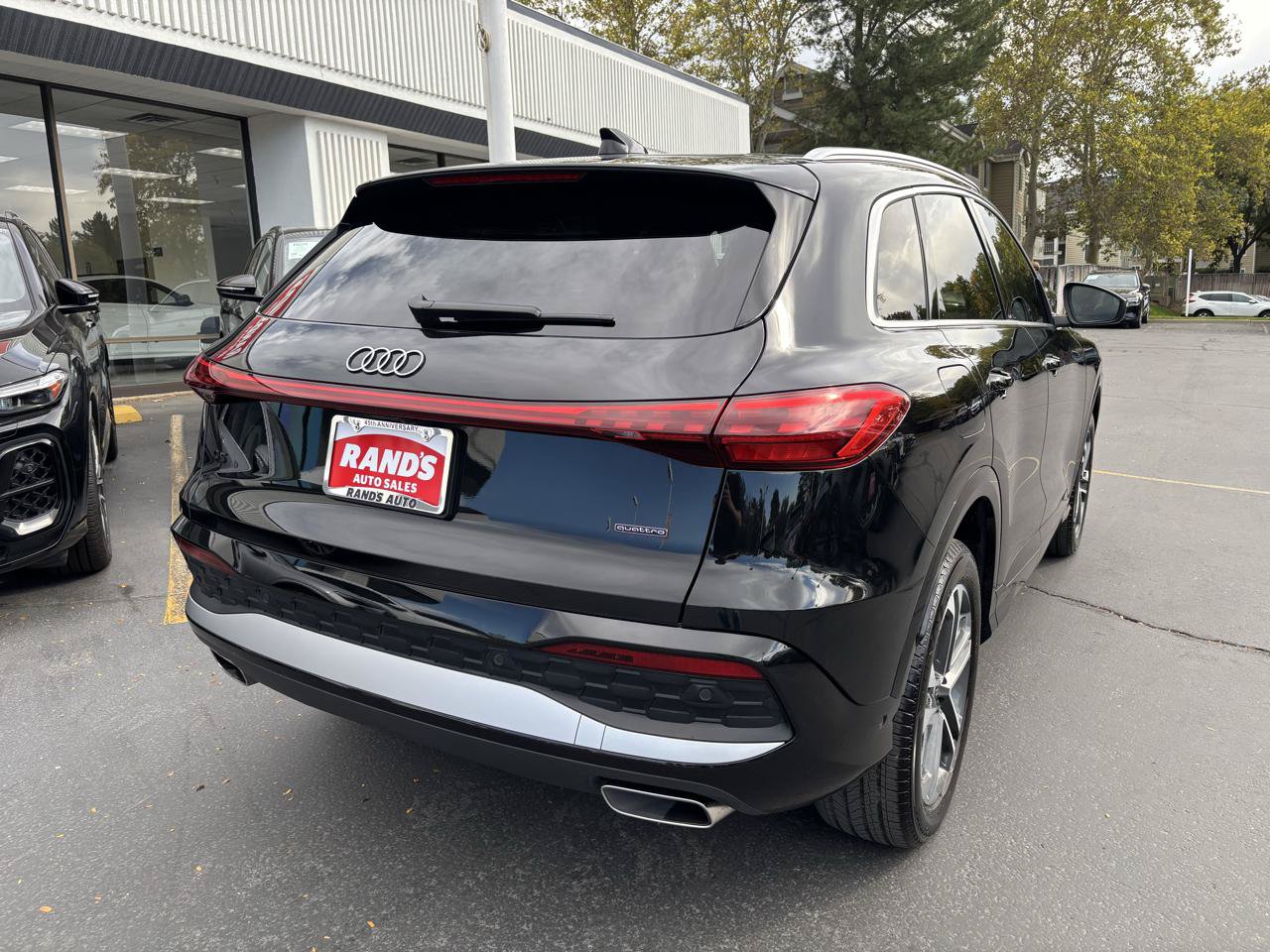 Used 2025 Audi Q5 Premium Plus w/ Premium Plus AWD/4WD image 12