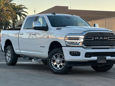 Used 2024 RAM 2500 Laramie AWD/4WD image 2