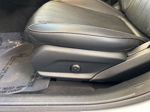 Used 2021 Mercedes-Benz E 350 Sedan w/ Premium Package image 46