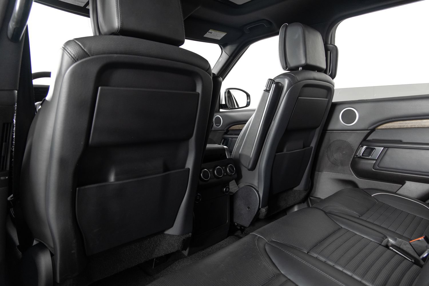 Used 2017 Land Rover Discovery HSE Luxury AWD/4WD image 20