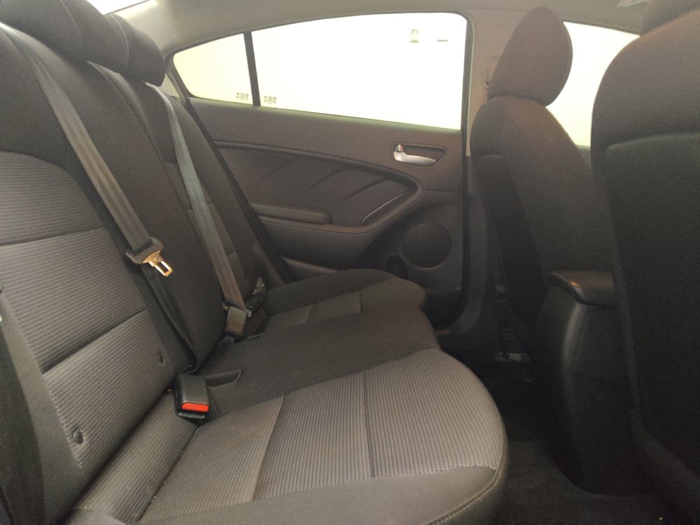 Used 2018 Kia Forte LX FWD image 19