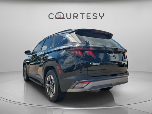 New 2026 Hyundai Tucson SEL image 2