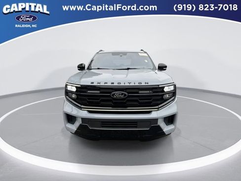 Used 2025 Ford Expedition Platinum w/ Stealth Performance Package image 3