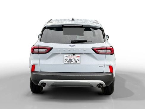 Used 2025 Ford Escape SE image 4