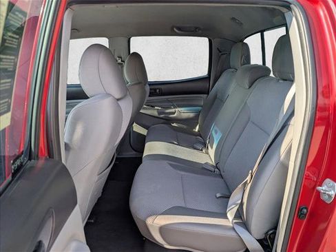 Used 2012 Toyota Tacoma PreRunner image 16