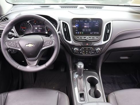 Used 2020 Chevrolet Equinox Premier image 18