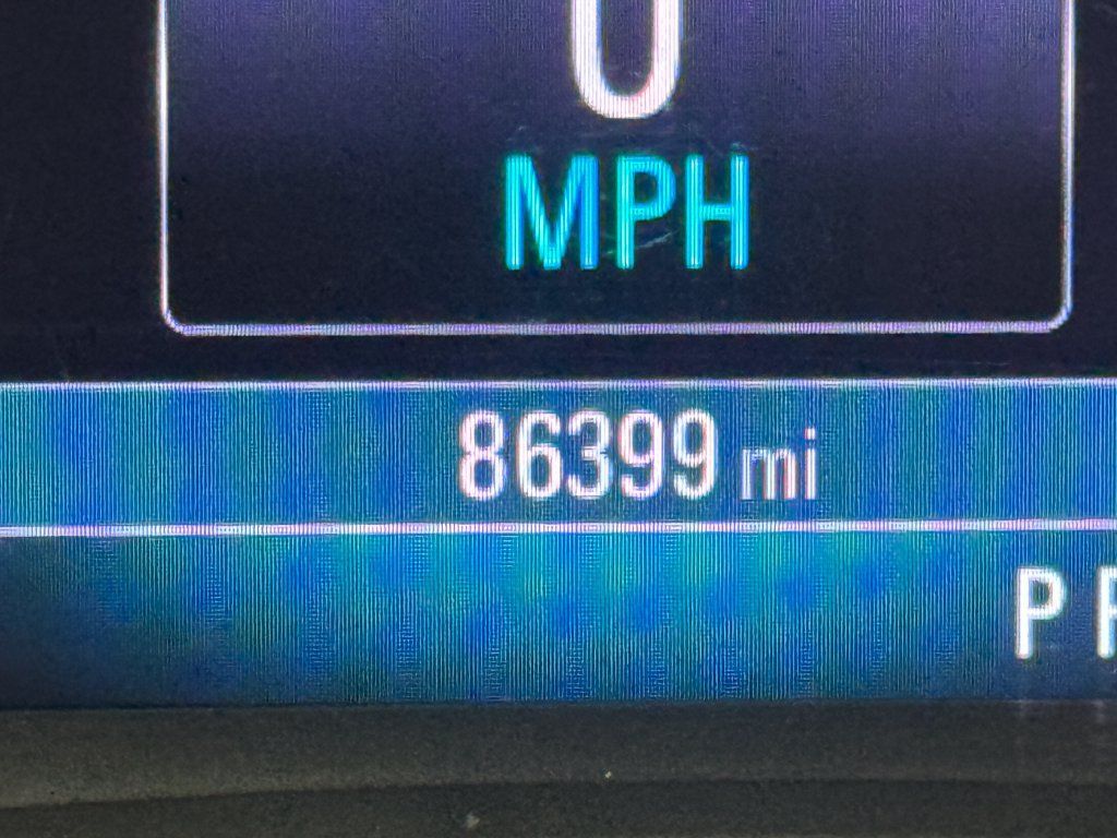 Used 2019 Buick Encore Essence FWD image 36