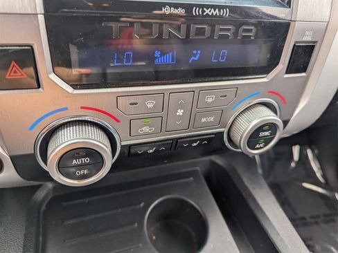 Used 2019 Toyota Tundra Limited w/ Limited Premium Package image 28