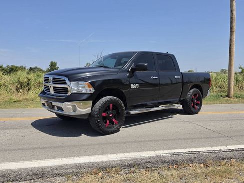Used 2016 RAM 1500 Lone Star RWD image 2