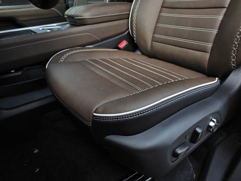 New 2026 GMC Acadia Denali Ultimate FWD image 22