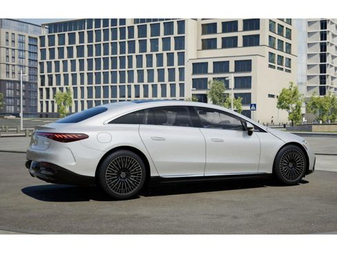 New 2026 Mercedes-Benz EQS 580 4MATIC Sedan image 18