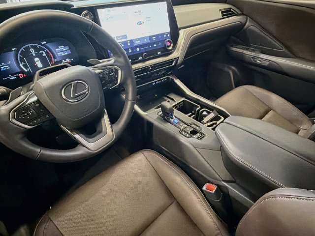 Certified 2024 Lexus TX 350 AWD w/ Captains Chair Package image 25