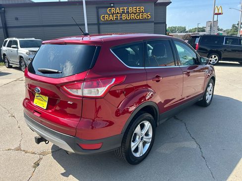 Used 2016 Ford Escape SE FWD image 3