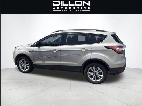 Used 2017 Ford Escape SE w/ Equipment Group 201A AWD/4WD image 7