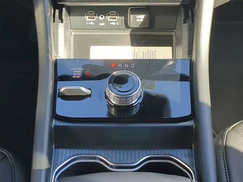 New 2025 Jeep Grand Cherokee L Limited w/ Luxury Tech Group II image 18