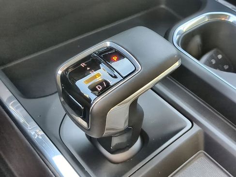 Used 2026 GMC Sierra 1500 SLT w/ SLT Premium Plus Package image 16