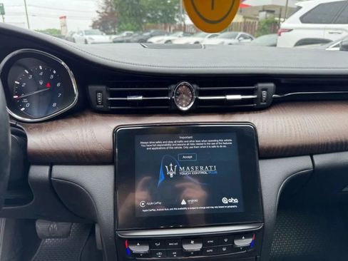 Used 2018 Maserati Quattroporte S image 18