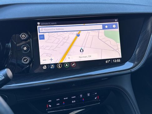 Used 2022 Buick Envision Essence w/ Technology Package I image 13