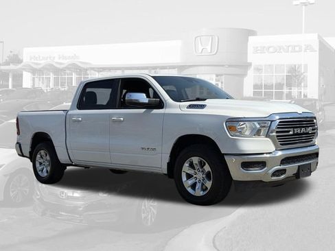 Used 2024 RAM 1500 Laramie AWD/4WD image 5