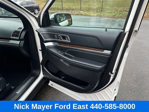 Used 2016 Ford Explorer Limited w/ Equipment Group 301A image 9