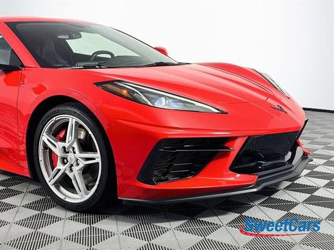 Used 2021 Chevrolet Corvette Stingray Coupe w/ Z51 Performance Package RWD image 40