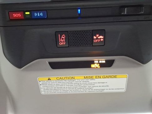 Used 2020 Subaru Crosstrek Hybrid w/ Moonroof Package w/Navigation image 27