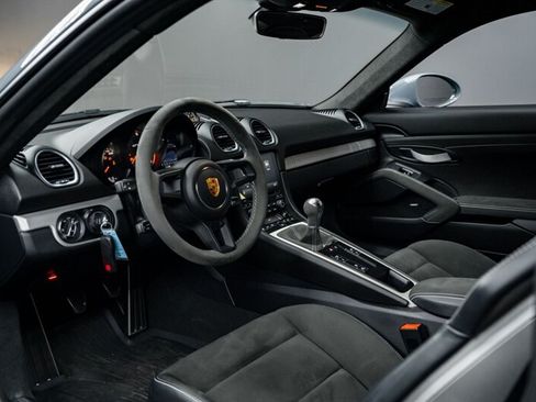 Used 2023 Porsche 718 Cayman GT4 RWD image 20