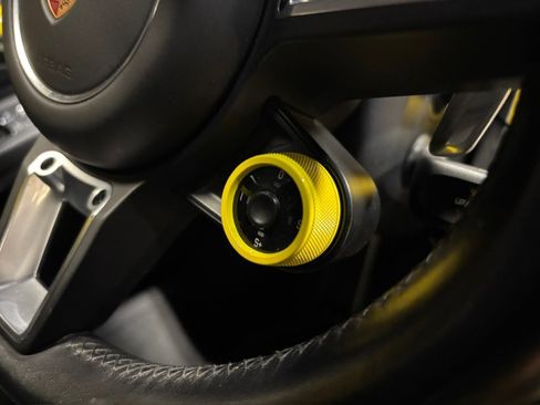 Used 2018 Porsche 911 Carrera S image 26