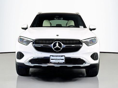 Certified 2026 Mercedes-Benz GLC 300 image 2