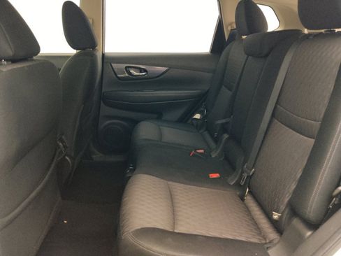 Used 2017 Nissan Rogue S FWD image 18