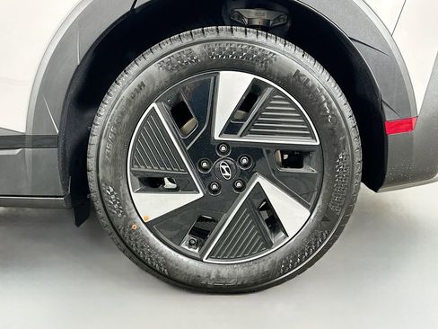 New 2026 Hyundai Ioniq 5 SEL image 23