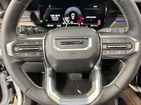 New 2026 GMC Acadia Denali Ultimate AWD/4WD image 14