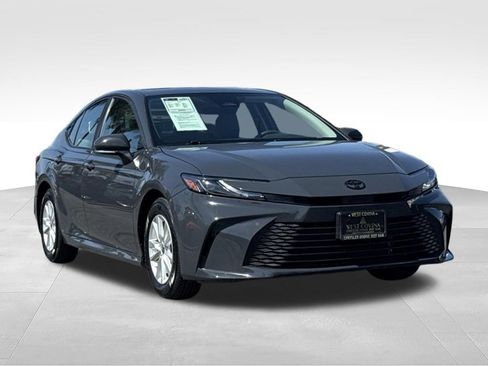 Used 2025 Toyota Camry LE FWD image 2