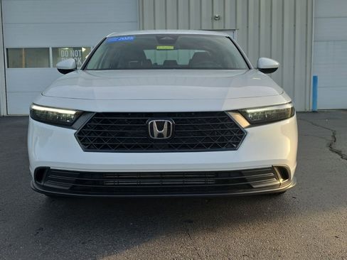 Used 2025 Honda Accord LX image 2