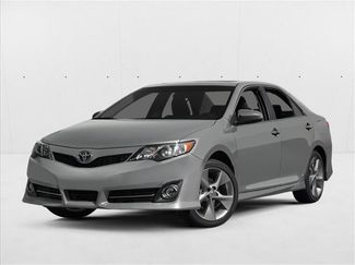 Used 2014 Toyota Camry SE video 1