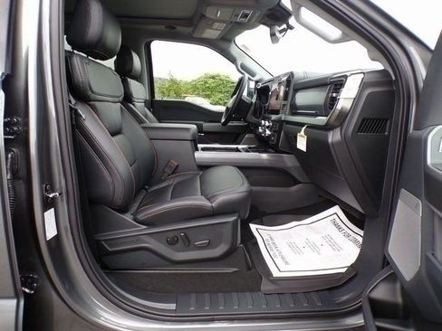 New 2025 Ford F350 Lariat w/ Lariat Ultimate Package image 17