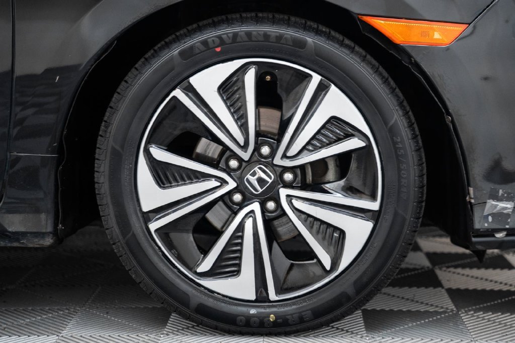 Used 2019 Honda Civic EX image 16