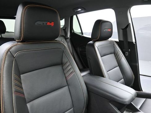 Used 2024 GMC Terrain AT4 AWD/4WD image 29