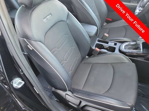 Used 2023 Kia Forte GT-Line w/ GT-Line Technology Package FWD image 18