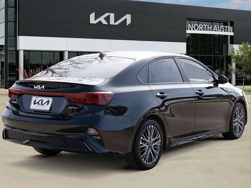 Certified 2024 Kia Forte GT-Line image 6