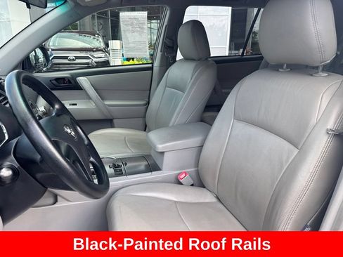 Used 2010 Toyota Highlander 2WD image 11