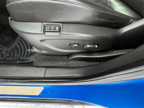 Used 2017 Buick Encore Essence image 9