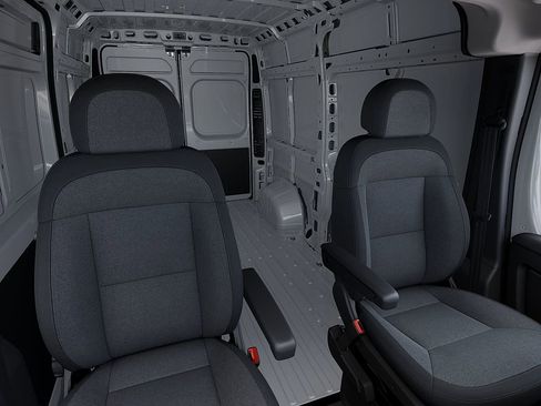 New 2026 RAM ProMaster 2500 w/ Premium Convenience Group FWD image 16