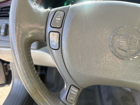 Used 2004 Cadillac De Ville image 14