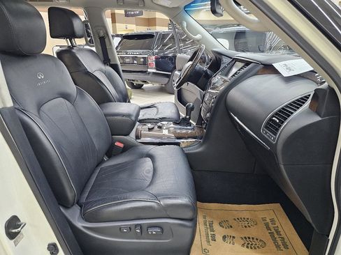 Used 2014 INFINITI QX80 2WD w/ Deluxe Touring Package image 22