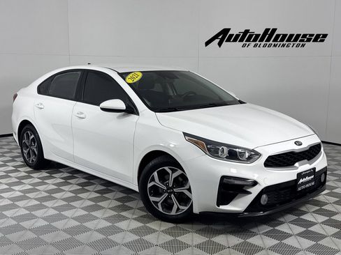Used 2021 Kia Forte LXS image 1